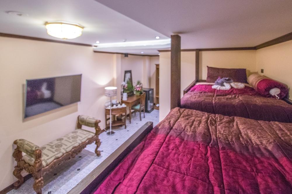 Thanyawintra Boutique And Spa Chiang Mai Bagian luar foto
